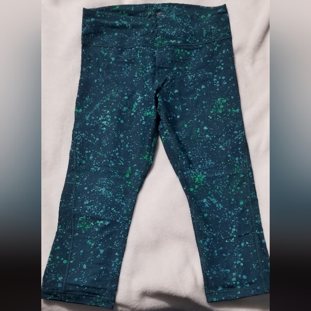 Athleta crop leggings large